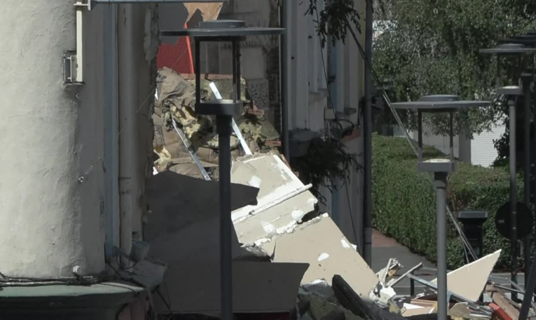 Un ancien hôtel s'effondre à Amiens