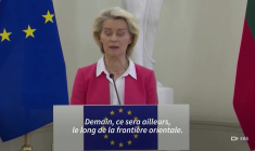 Moscou cherche à "déstabiliser" les démocraties européennes, dénonce von der Leyen