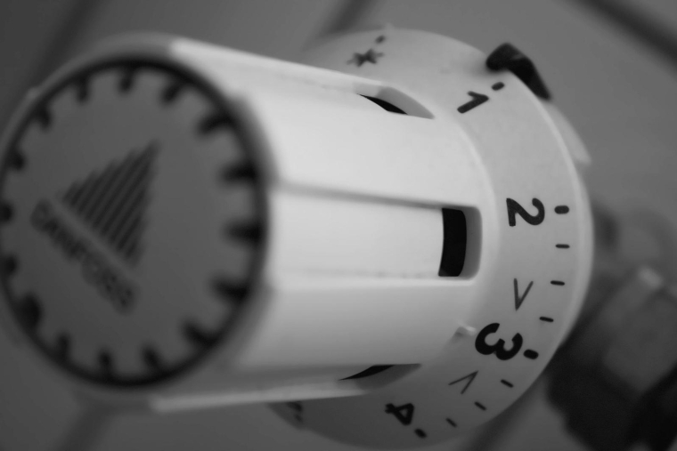 Ce chèque énergie doit permettre d'aider les ménages modestes se chauffant au fioul (illustration). (Pixabay / Gerd Altmann)