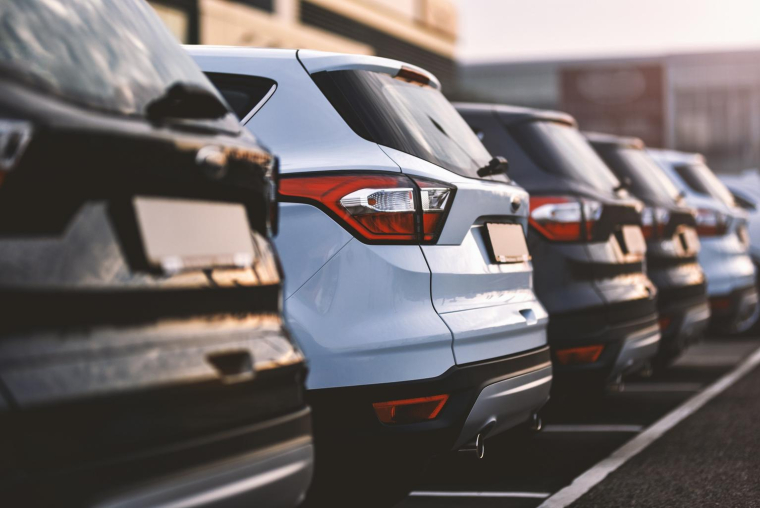 En raison de la pandémie mondiale, le secteur de l’automobile Français enregistre les pires résultats de son histoire depuis 1975. crédit photo : alexfan32/Shutterstock / alexfan32