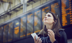 Pour faire le tour des capitales européennes, le train est un mode de déplacement confortable et écoresponsable. ( crédit photo : Getty Images )
