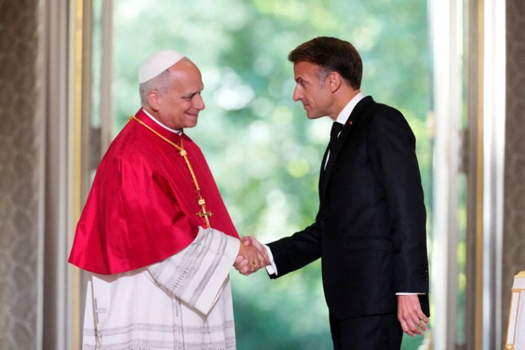 Le pape Léon se rend en France