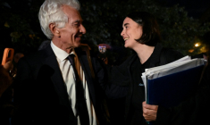 La responsable humanitaire russe Lida Moniava et son avocat Mikhaïl Birioukov à la sortie du tribunal à Moscou, le 3 septembre 2026 ( AFP / Igor IVANKO )