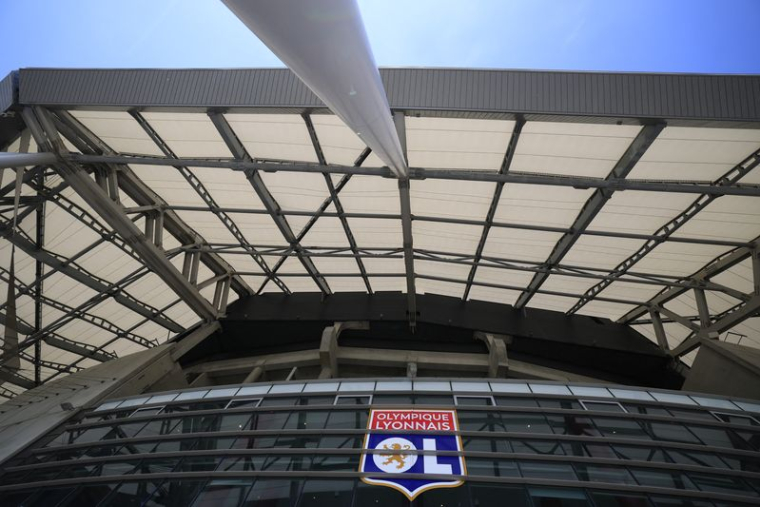 L'OL rétrogradé administrativement en L2 par la DNCG