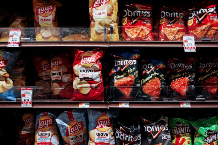 PepsiCo va baisser les prix des Lay's et des Doritos face à la résistance des consommateurs