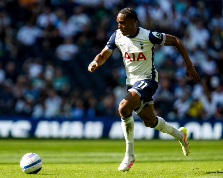 Mathys Tel est définitivement transféré à Tottenham