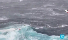 Cargo à la dérive en mer de Norvège : l'équipage évacuée et une tentative de remorquage