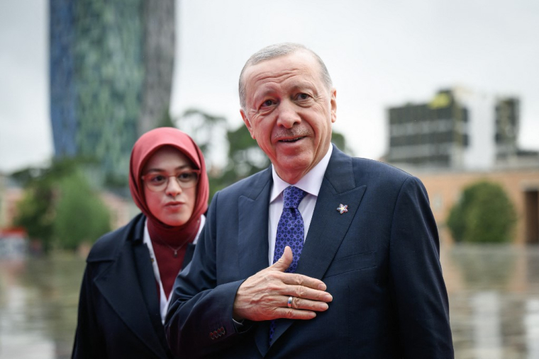 Recep Tayyip Erdogan à Tirana, en Albanie, le 15 juin 2025. ( POOL / LEON NEAL )