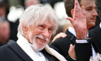 L'acteur Pierre Richard arrive pour la projection du film "L'Homme qui a vu l'ours qui a vu l'homme" lors du 78e Festival de Cannes, le 22 mai 2025  ( AFP / Bertrand GUAY )