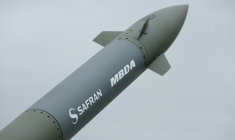 La roquette Thundart de Safran et MBDA présentée au salon du Bourget près de Paris, le 15 juin 2025 ( AFP / Thomas SAMSON )
