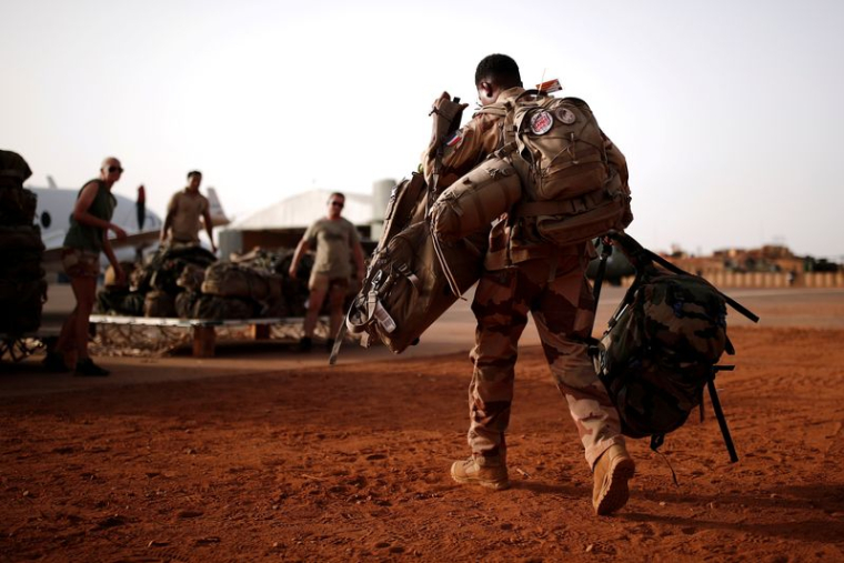 DÉCÈS D'UN MILITAIRE FRANÇAIS EN OPÉRATION AU MALI, ANNONCE L'ELYSÉE
