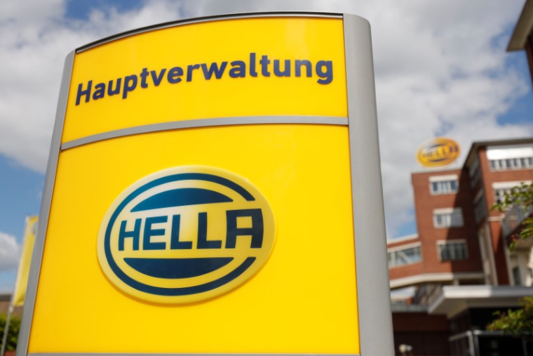 LES OFFRES POUR HELLA LE VALORISENT AUTOUR DE 7 MILLIARDS D'EUROS
