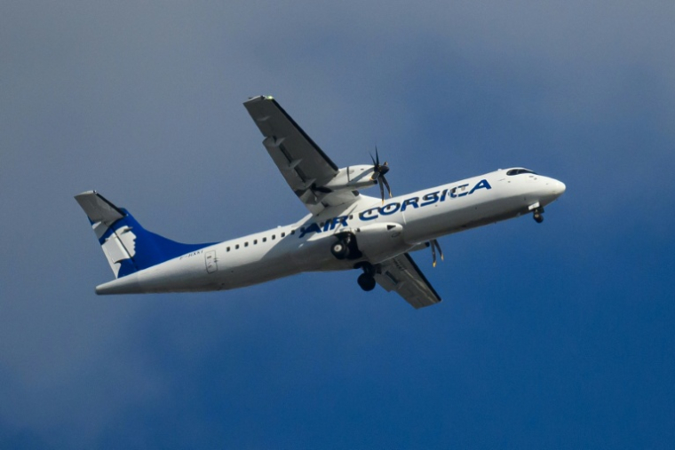 Avion d'Air Corsica, au dessus de Nantes, en Loire-Atlantique, le 13 avril 2026. ( AFP / Loic VENANCE )