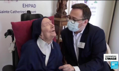 Les centenaires se multiplient : à l’aube d’une nouvelle ère de la longévité