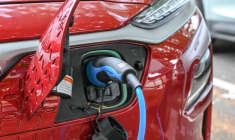 ( AFP / DENIS CHARLET )