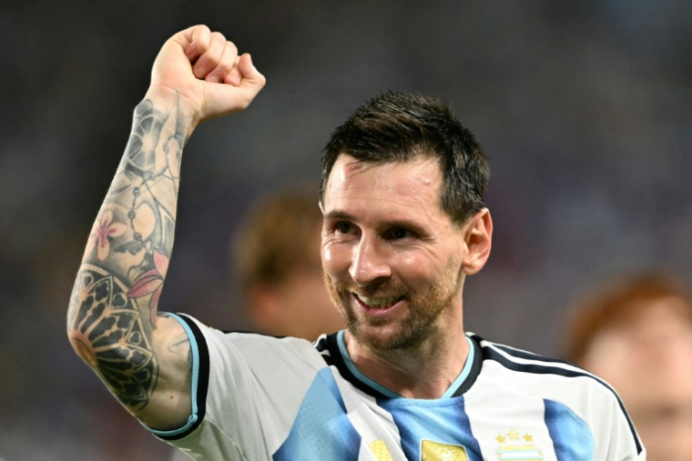 Lionel Messi, qui a hissé l'Argentine en demi-finale du Mondial, affrontera l'Angleterre de Harry Kane mercredi pour une place en finale. ( AFP / CHANDAN KHANNA )