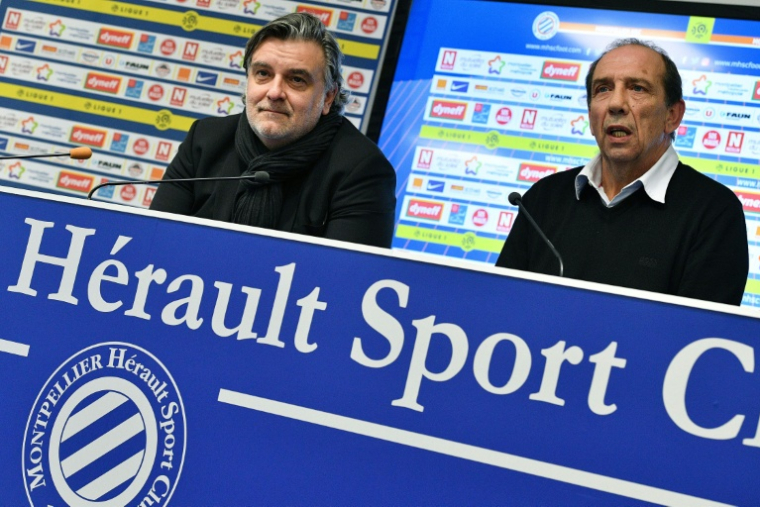 Jean-Louis Gasset avec le président du MHSC Laurent Nicollin, lors d'une conférence de presse le 31 janvier 2017 à Montpellier ( AFP / PASCAL GUYOT )