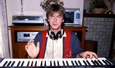 Un ex-international français cherche du boulot sur LinkedIn