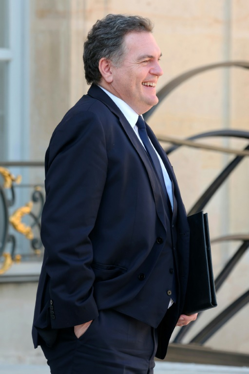 Le ministre français des Transports Philippe Tabarot sur le perron de l'Elysée à Paris, le 9 avril 2025 ( AFP / ALAIN JOCARD )