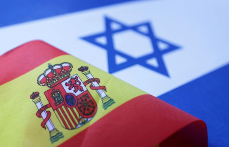 L'illustration montre les drapeaux de l'Espagne et d'Israël