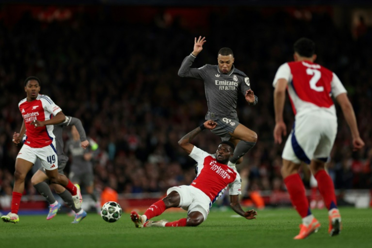 L'attaquant du Real Madrid Kylian Mbappé lors de la défaite 3-0 face à Arsenal en quart de finale aller de la Ligue des champions, le 8 avril 2025 à Londres ( AFP / Adrian Dennis )