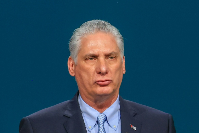 Le président cubain Miguel Diaz-Canel prend la parole lors de la session de haut niveau réunissant les chefs d'Etat et de gouvernement, dans le cadre du sommet des Nations unies sur le climat, à Dubaï, le 1er décembre 2023 ( AFP / Karim SAHIB )