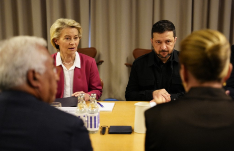 Ursula Von der Leyen et Volodymyr Zelensky, le 2 octobre 2025, à Copenhague ( Ritzau Scanpix / MADS CLAUS RASMUSSEN )