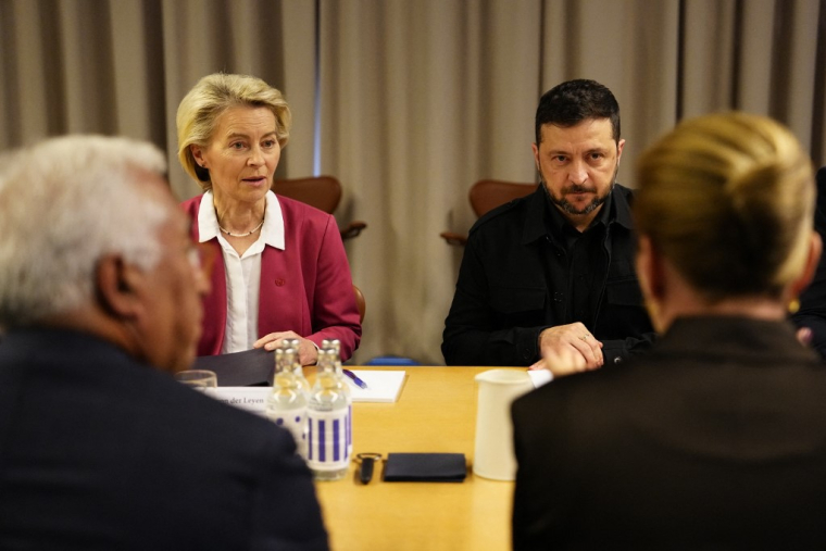 Ursula Von der Leyen et Volodymyr Zelensky, le 2 octobre 2025, à Copenhague ( Ritzau Scanpix / MADS CLAUS RASMUSSEN )