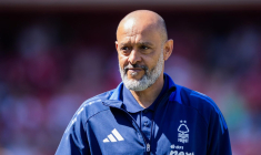 L'architecte de la saison historique de Forest prolonge