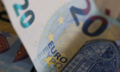 LES RENDEMENTS CHUTENT EN EUROPE AVEC LES CRAINTES SUR L'UKRAINE