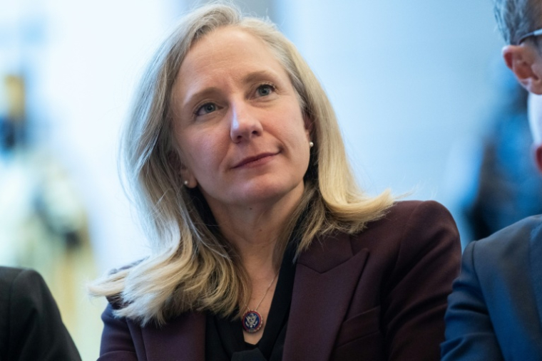 La gouverneure Abigail Spanberger, le 16 décembre 2025, à Washigton, aux Etats-Unis ( AFP / SAUL LOEB )