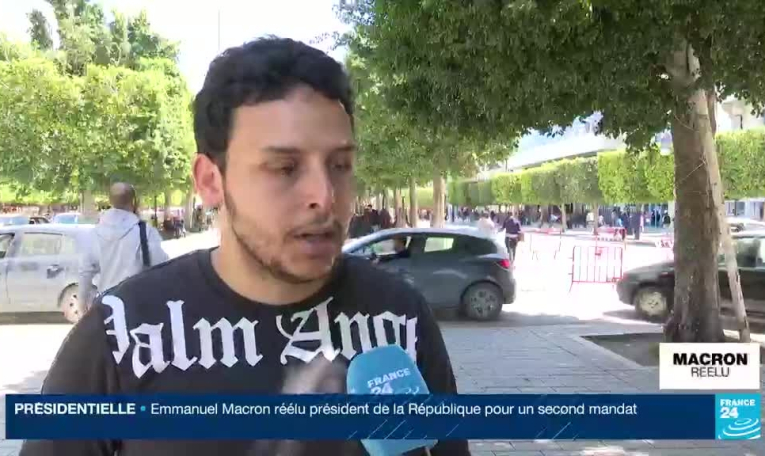 Macron réélu président : les réactions en Tunisie