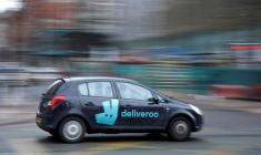 DELIVEROO VA FIXER SON PRIX D'INTRODUCTION EN BAS DE FOURCHETTE