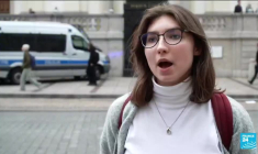 "Les droits des femmes sont violés" : manifestation contre la loi sur l'avortement en Pologne