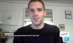 L'Ivoirienne Kandice croise Hervé, un nouveau visage de la chanson française