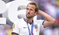 Comme Kane, qui a gagné le Ballon d'Or sans Ligue des champions ou Coupe du monde ?