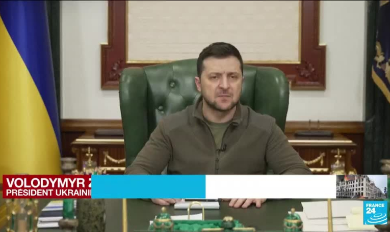 Quelque 35 000 civils évacués mercredi de villes ukrainiennes (Zelensky)
