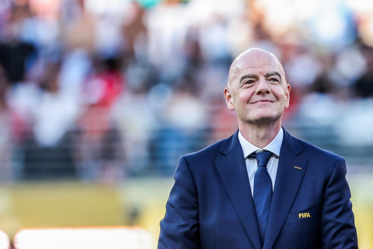 Tout le monde s'allie contre Gianni Infantino