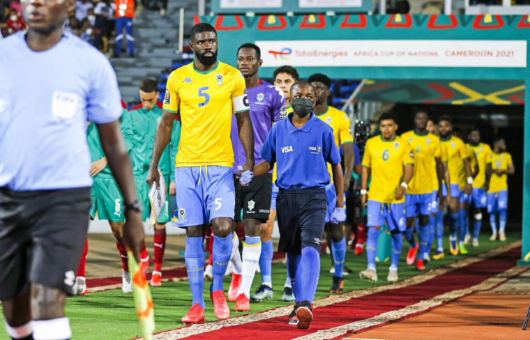 Le surnom d'Ecuele Manga en sélection est dur mais juste