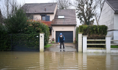 Une maison inondée à Gisors, le 31 janvier 2025. (illustration) ( AFP / LOU BENOIST )
