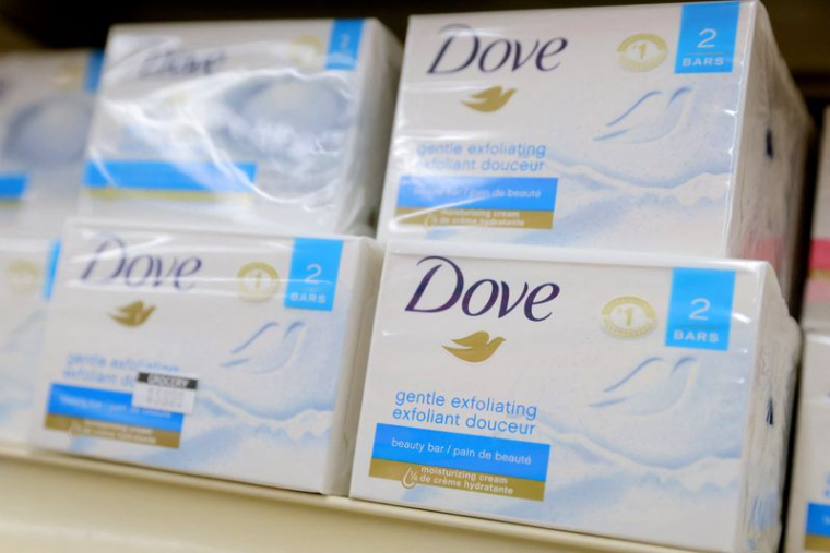 LES VENTES D'UNILEVER DÉPASSENT LES ATTENTES AU 1ER TRIMESTRE AVEC LA HAUSSE DES PRIX