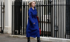 LA GRANDE-BRETAGNE ANNONCE DE NOUVELLES SANCTIONS CONTRE LE SECTEUR AÉRONAUTIQUE RUSSE