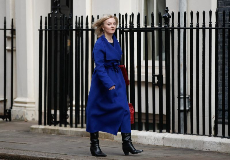 LA GRANDE-BRETAGNE ANNONCE DE NOUVELLES SANCTIONS CONTRE LE SECTEUR AÉRONAUTIQUE RUSSE