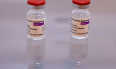 MACRON DIT QU'IL ACCEPTERAIT DE RECEVOIR LE VACCIN D'ASTRAZENECA