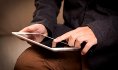 quelles différences entre banque en ligne et néo-banque en matière de déclaration fiscale ? ( Crédits : Pixabay niekverlaan)