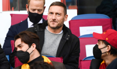 Francesco Totti se met... au basket