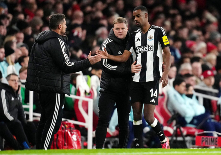 Eddie Howe se fâche tout rouge au sujet d'Alexander Isak