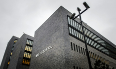 Europol a annoncé mercredi le démantèlement d'un important réseau de production et de distribution de drogues de synthèse opérant dans plusieurs pays européens, lors de la "plus vaste opération jamais menée" de ce type  ( ANP / Remko de Waal )