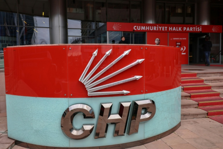 Le siège du Parti républicain du peuple (CHP), principal parti d'opposition en Turquie, à Ankara, le 24 octobre 2025 ( AFP / Adem ALTAN )