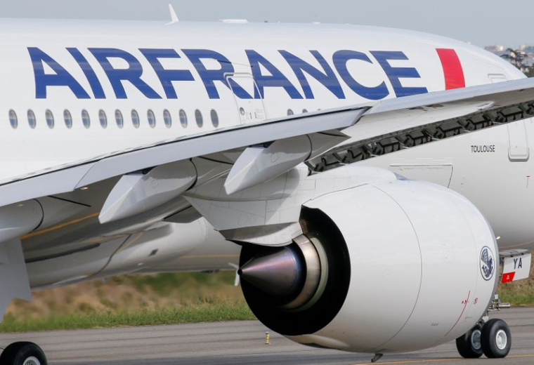 PARIS ET BRUXELLES PROCHES D'UN ACCORD SUR AIR FRANCE